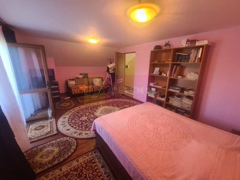 Vila de vanzare in Brebu  - Zona Brebu Megiesesc